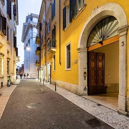 Arena-Center Luxury Apartment Verona Bagian luar foto